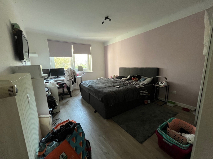 Schlafzimmer - 3-Zimmer-Wohnung mit Balkon an der Rennbahnstraße