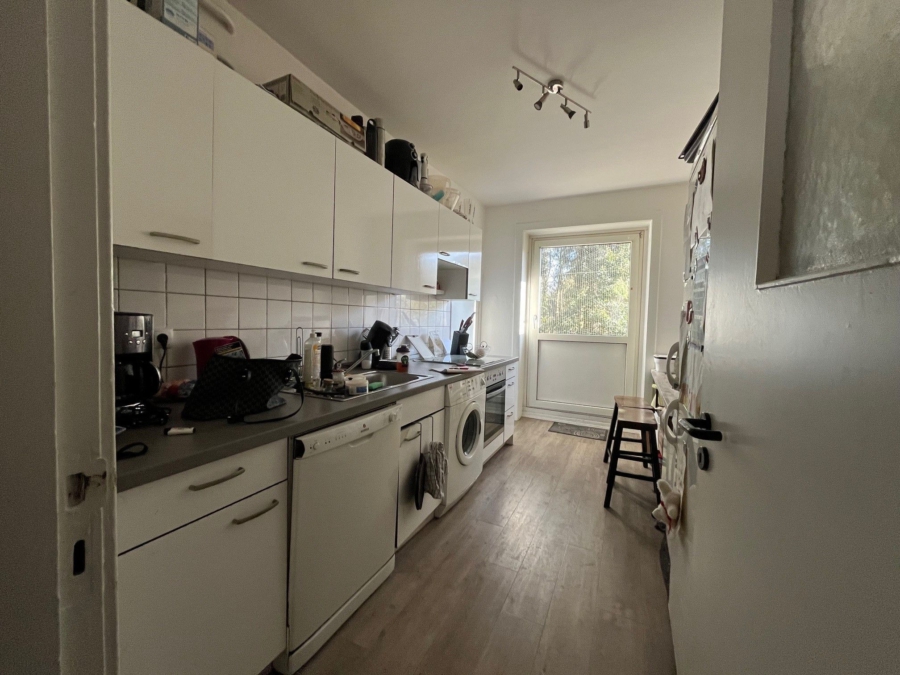 Küche - 3-Zimmer-Wohnung mit Balkon an der Rennbahnstraße