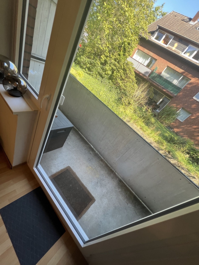 Balkon - 3-Zimmer-Wohnung mit Balkon an der Rennbahnstraße