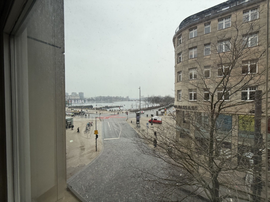 Ausblick - Bürofläche im "Fölsch-Block" in bester Innenstadtlage zwischen Rathaus und Europapassage